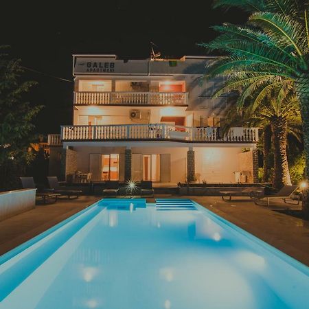 Pool Apartments Galeb Новалья Экстерьер фото